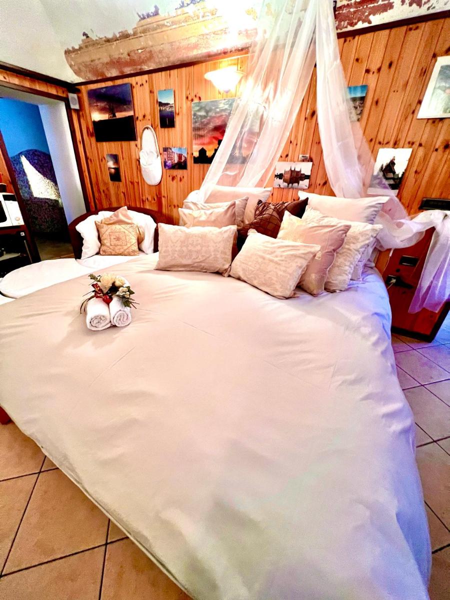 Dormi nella SPA privata con letto ad acqua, sauna, doccia emozionale e kneipp - Hizvo