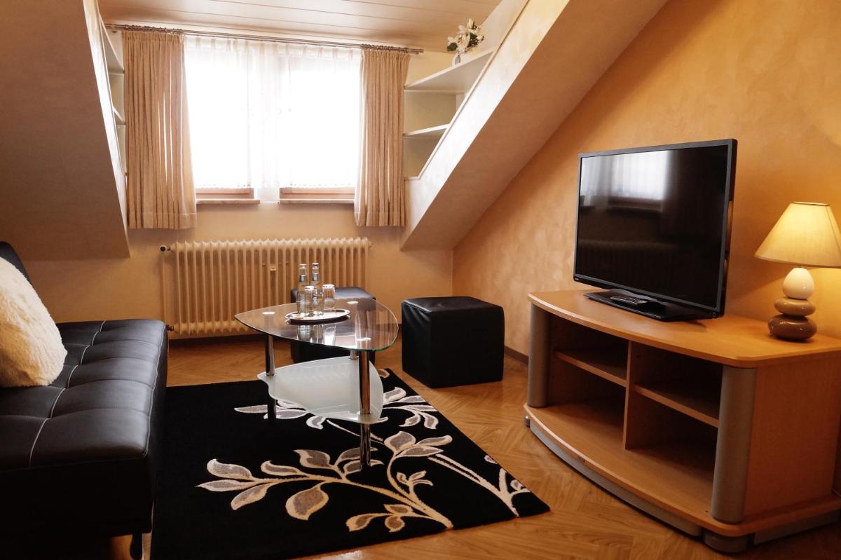 Pension Hühn - Housity
