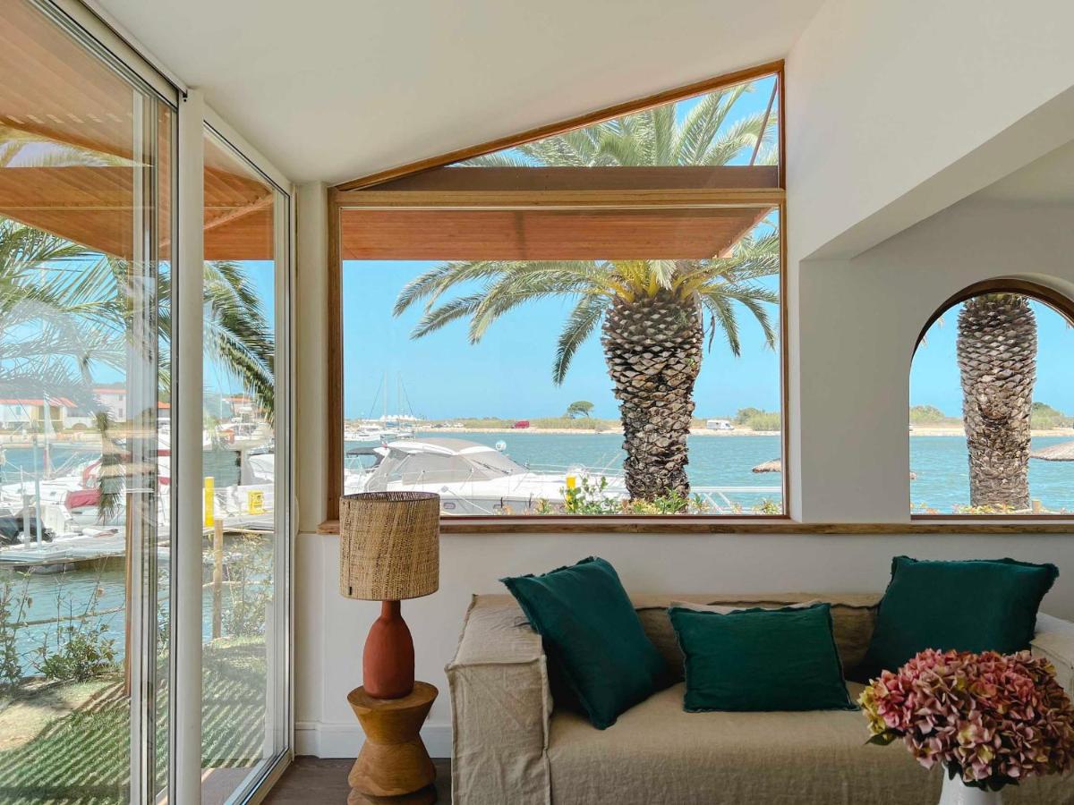 Coin salon dans l'établissement Relais et Châteaux Thalasso & Spa Ile de la Lagune