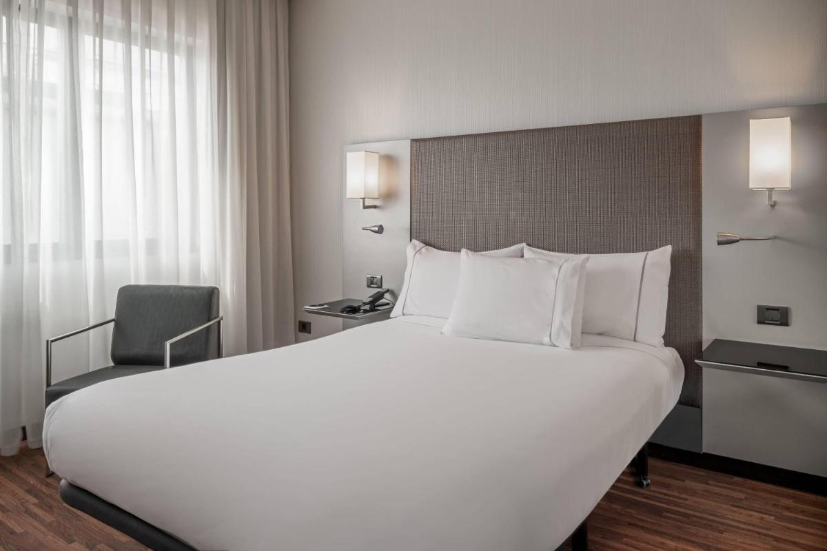 Cama o camas de una habitación en AC Hotel San Sebastián de los Reyes by Marriott