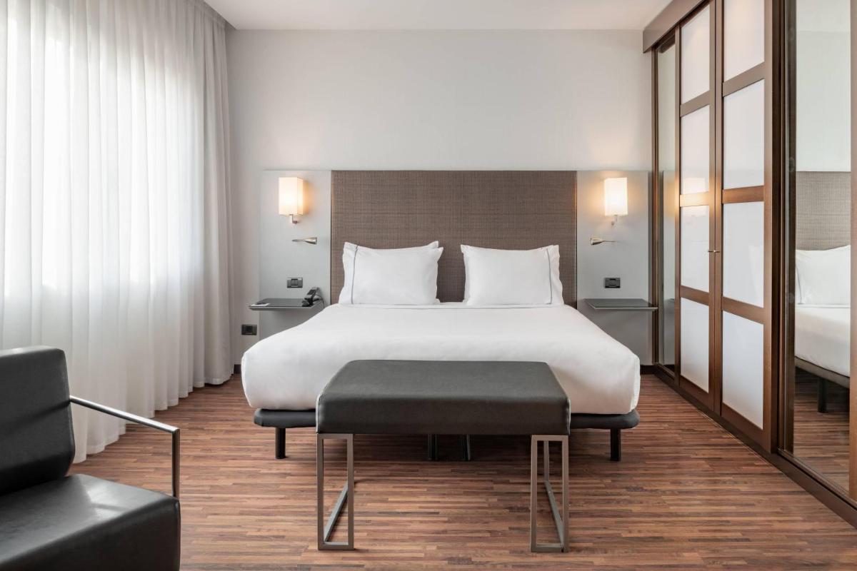 Cama o camas de una habitación en AC Hotel San Sebastián de los Reyes by Marriott