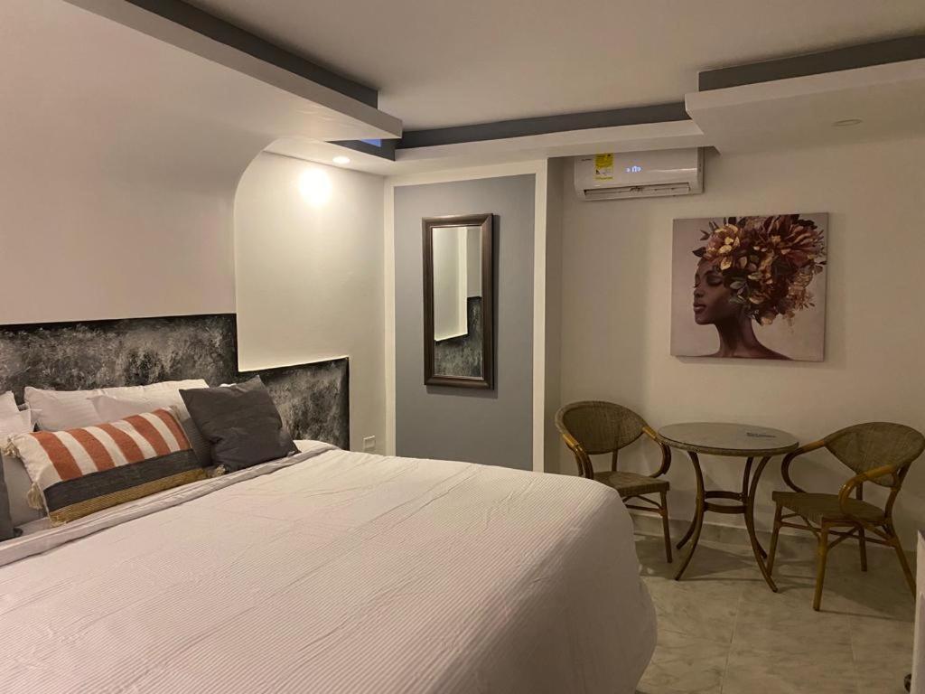 Art Gallery Hotel - Housity