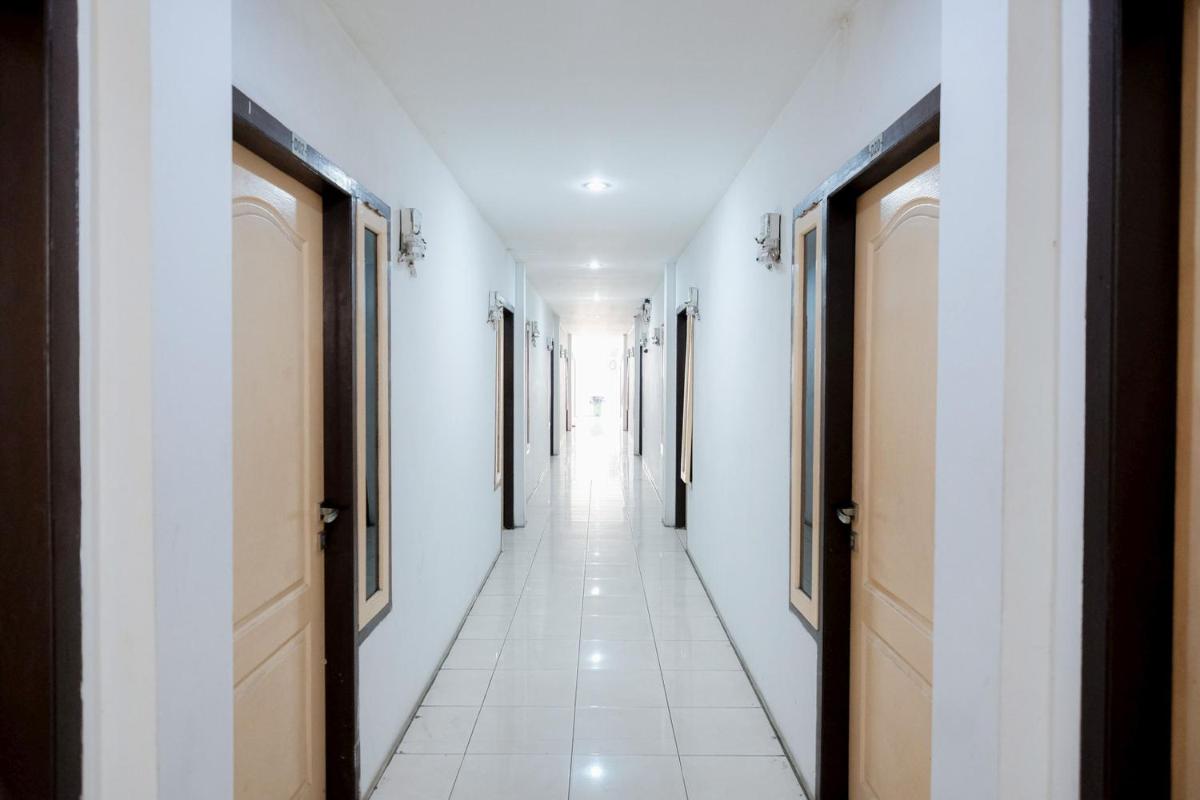 RedDoorz near Tugu Pers Jambi - Housity
