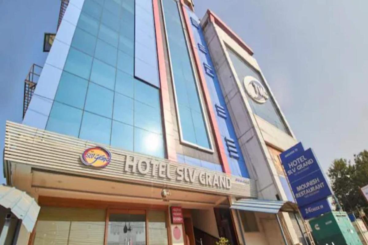 OYO 668 Hotel SLV Grand - Housity