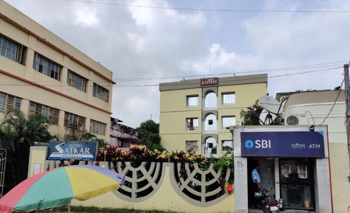 Hotel Satkar - Housity