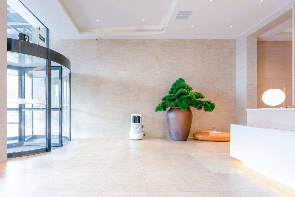 Hanting Hotel Ningbo Yinzhou Wanda - Housity