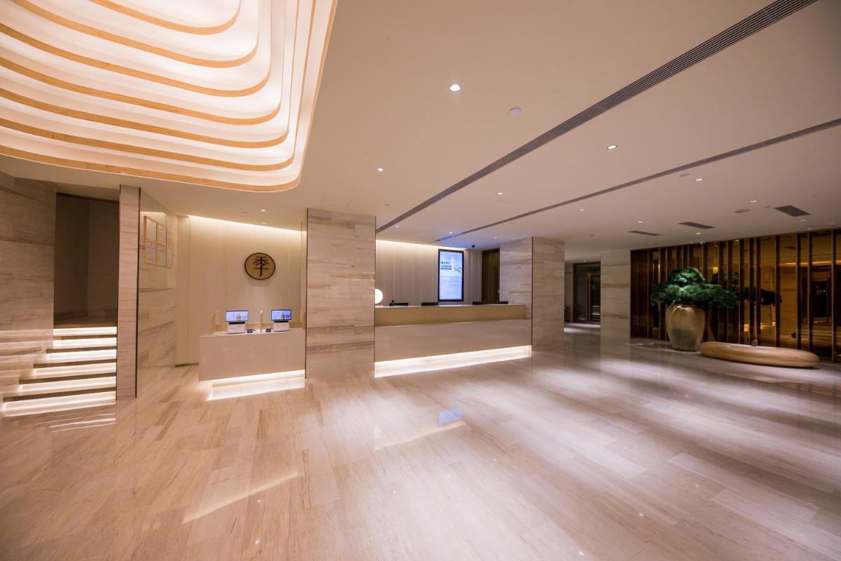 JI Hotel Hongkong Middle Road Qingdao - Housity