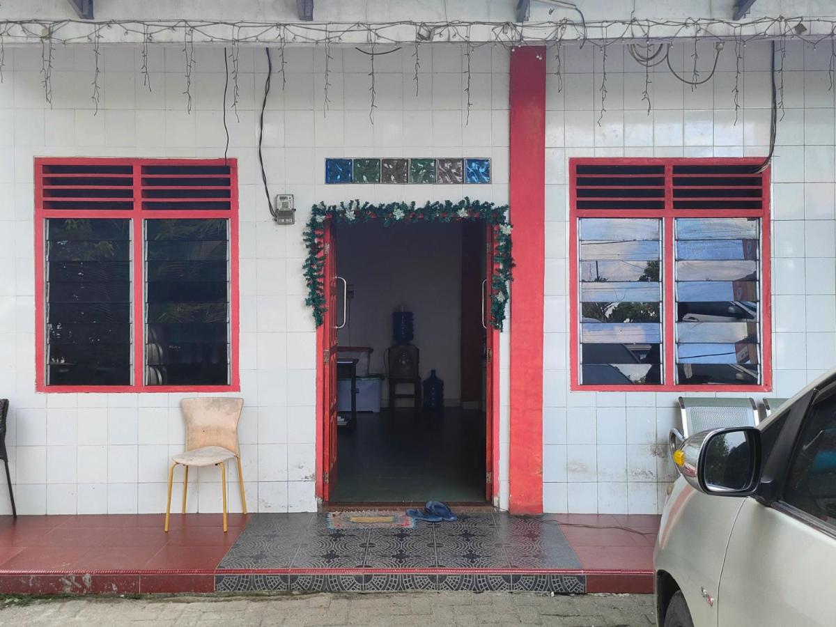 Johje Guest House Medan Mitra RedDoorz - Housity
