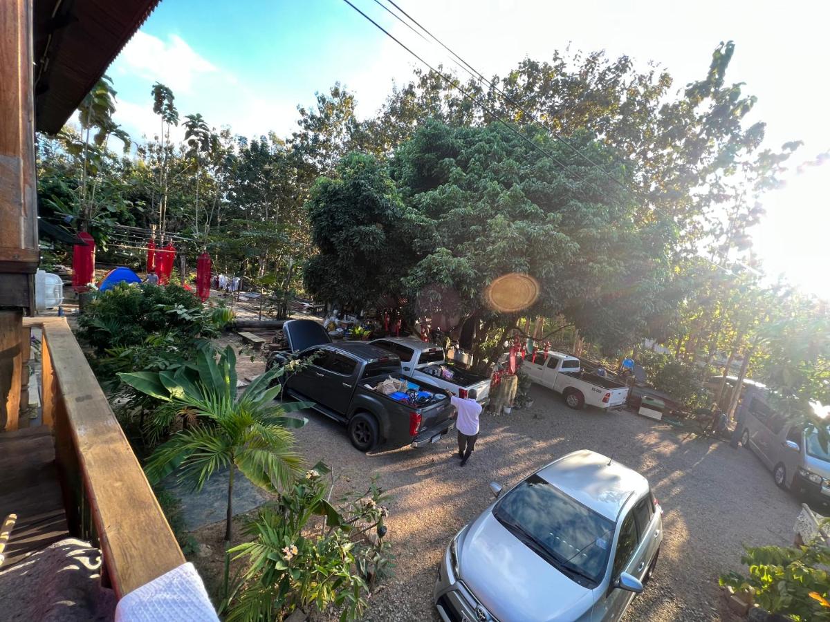 Suitetrails - กิ่วลม - ชมลคอร Kiwlom - Chomlakorn, Lampang, TH