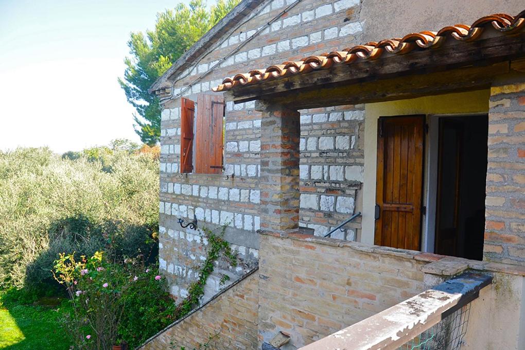 Tra Gli Olivi E La Riviera Del Conero - Hizvo