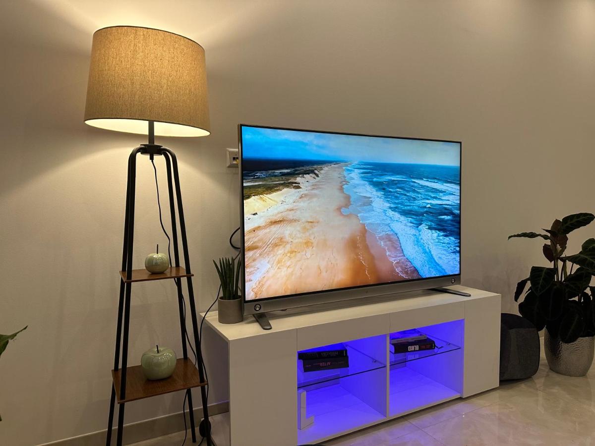 Lit Living: Luxury - Box Spring - Zwischen MA und HD - Netflix - 8 Personen - Housity