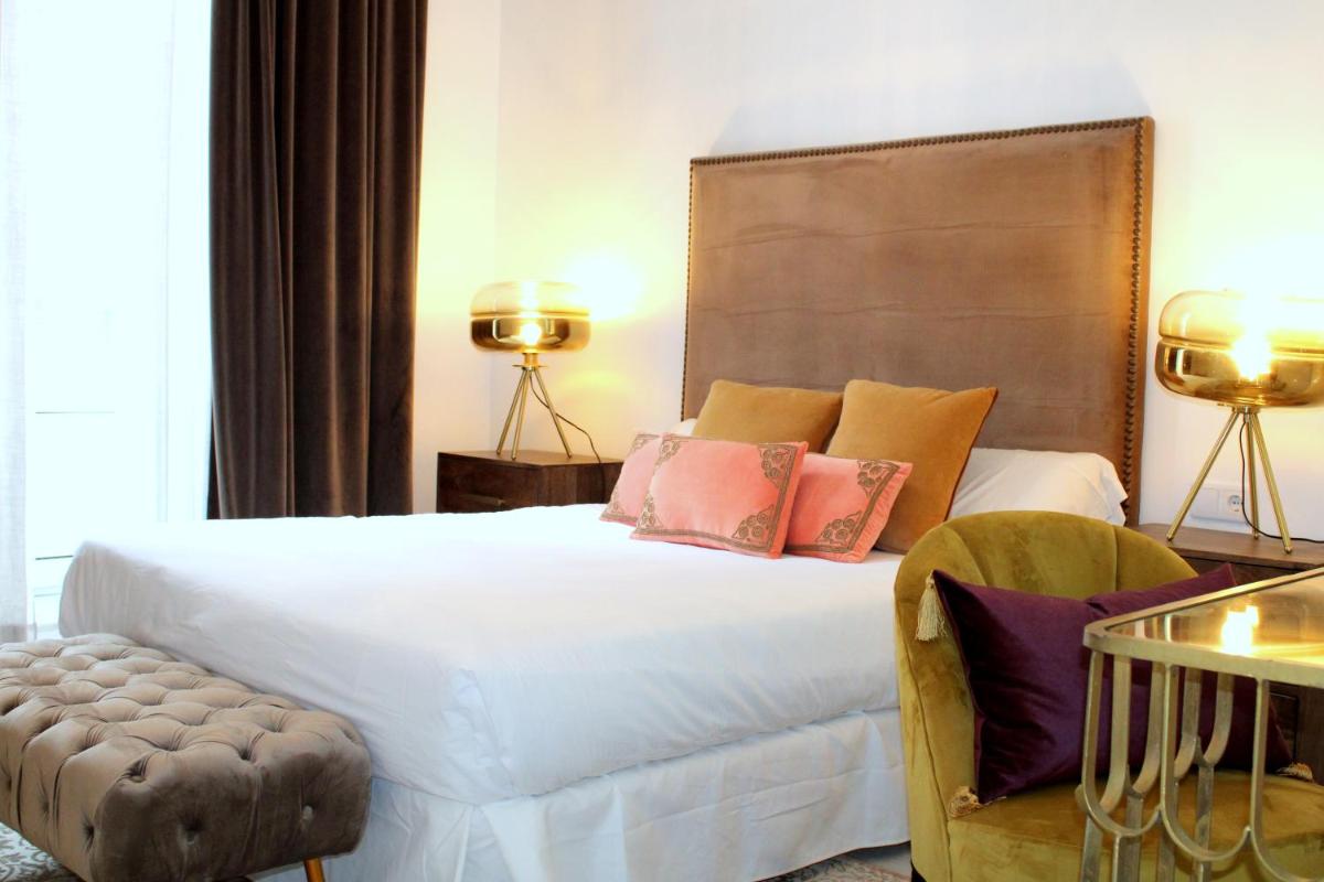 Suitetrails - Hostal Roomsole