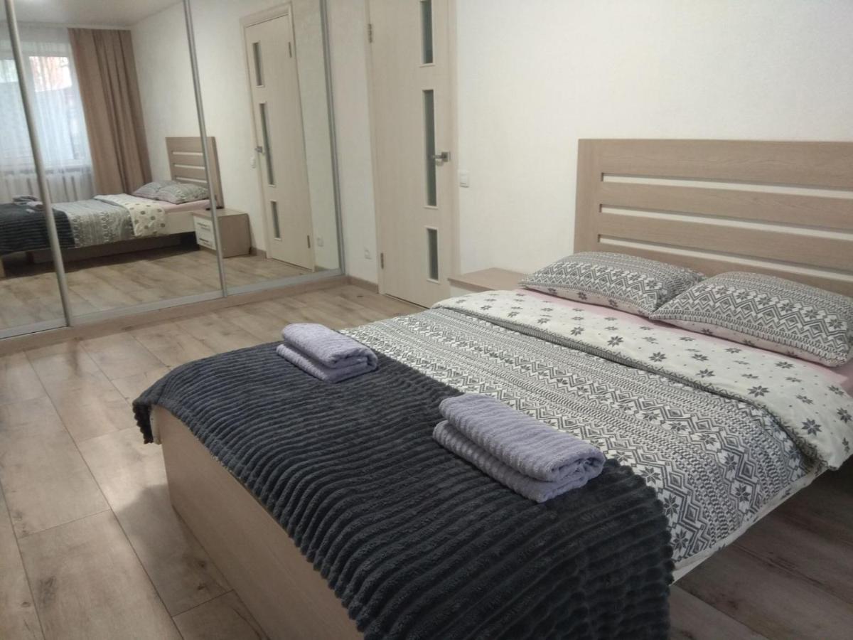 Нова 2х кімнатна в центре - Housity