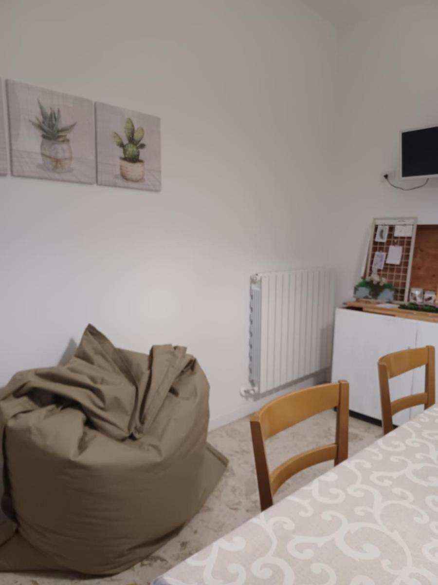 ELENA HOUSE - Housity