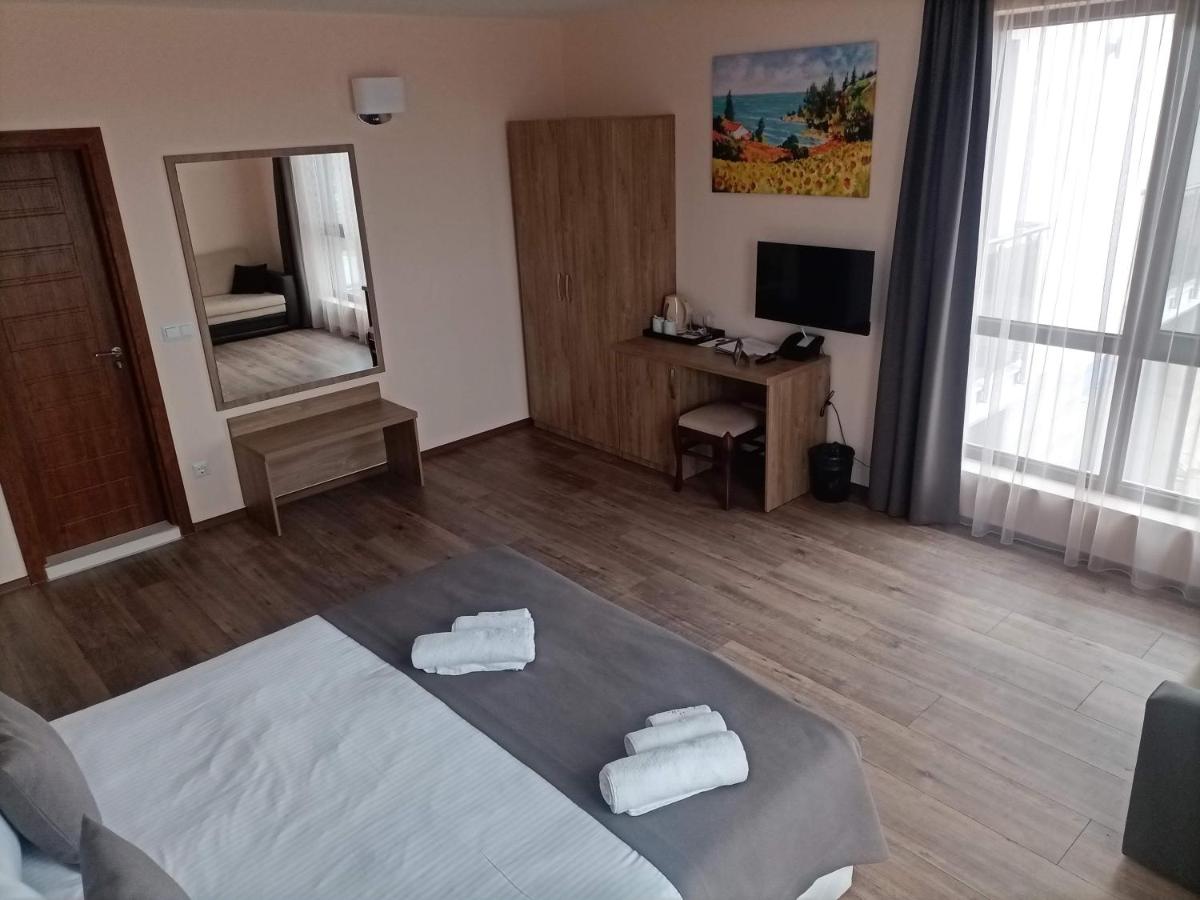 Hotel Vanilla, Varna - Free parking - Housity