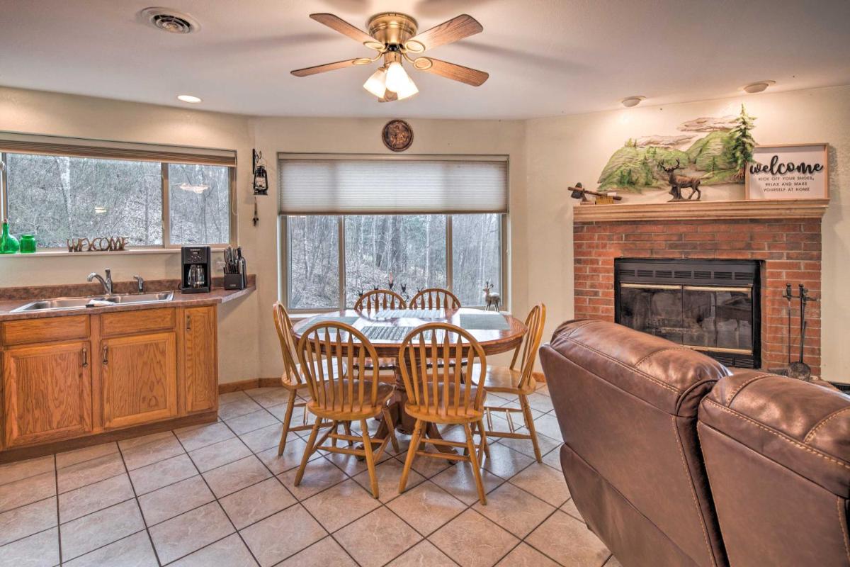 Pisgah National Forest Apartment with Deck and Views! - Housity