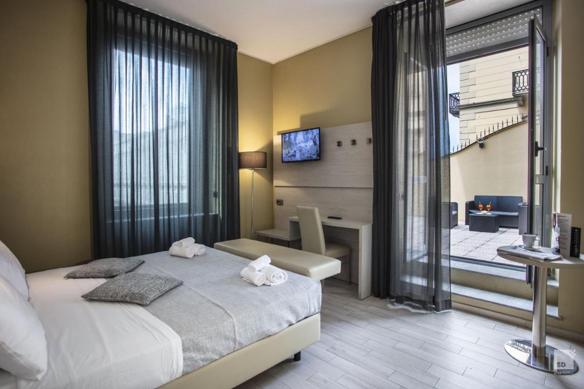 Hotel Diplomatic - Housity