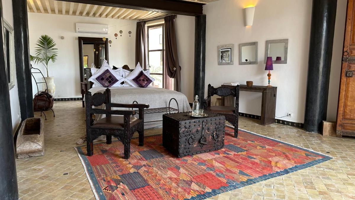 Riad Laaroussa - Housity