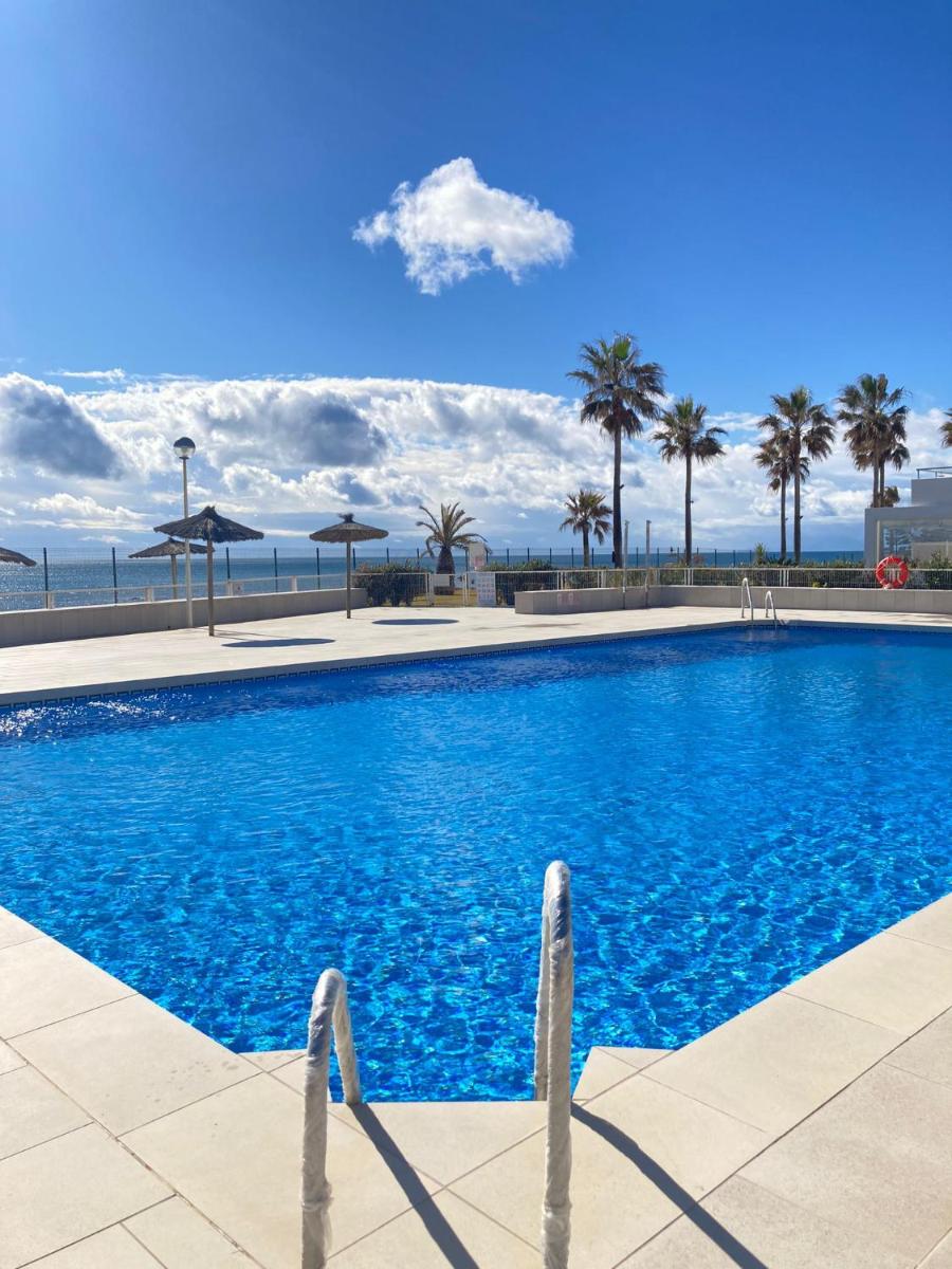 Suitetrails - Casares del Mar Luxury Apartment