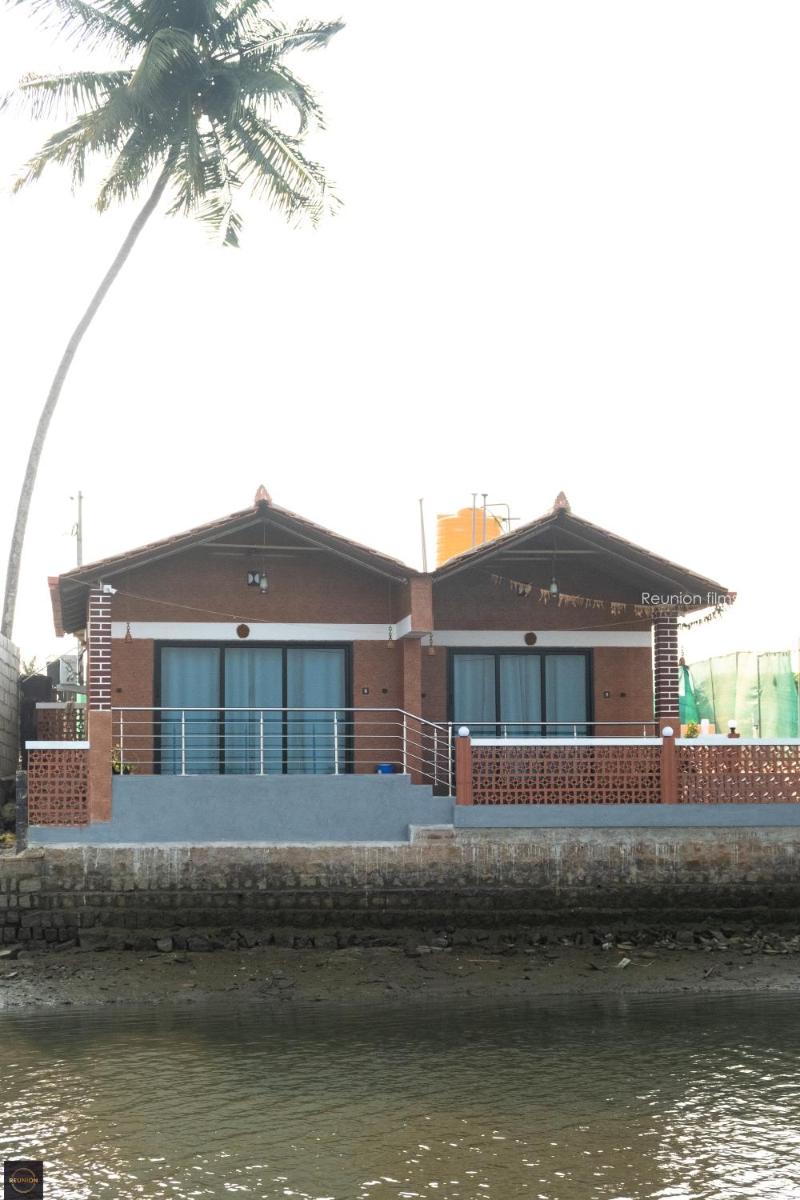 Reunion Ocean Tides - Housity