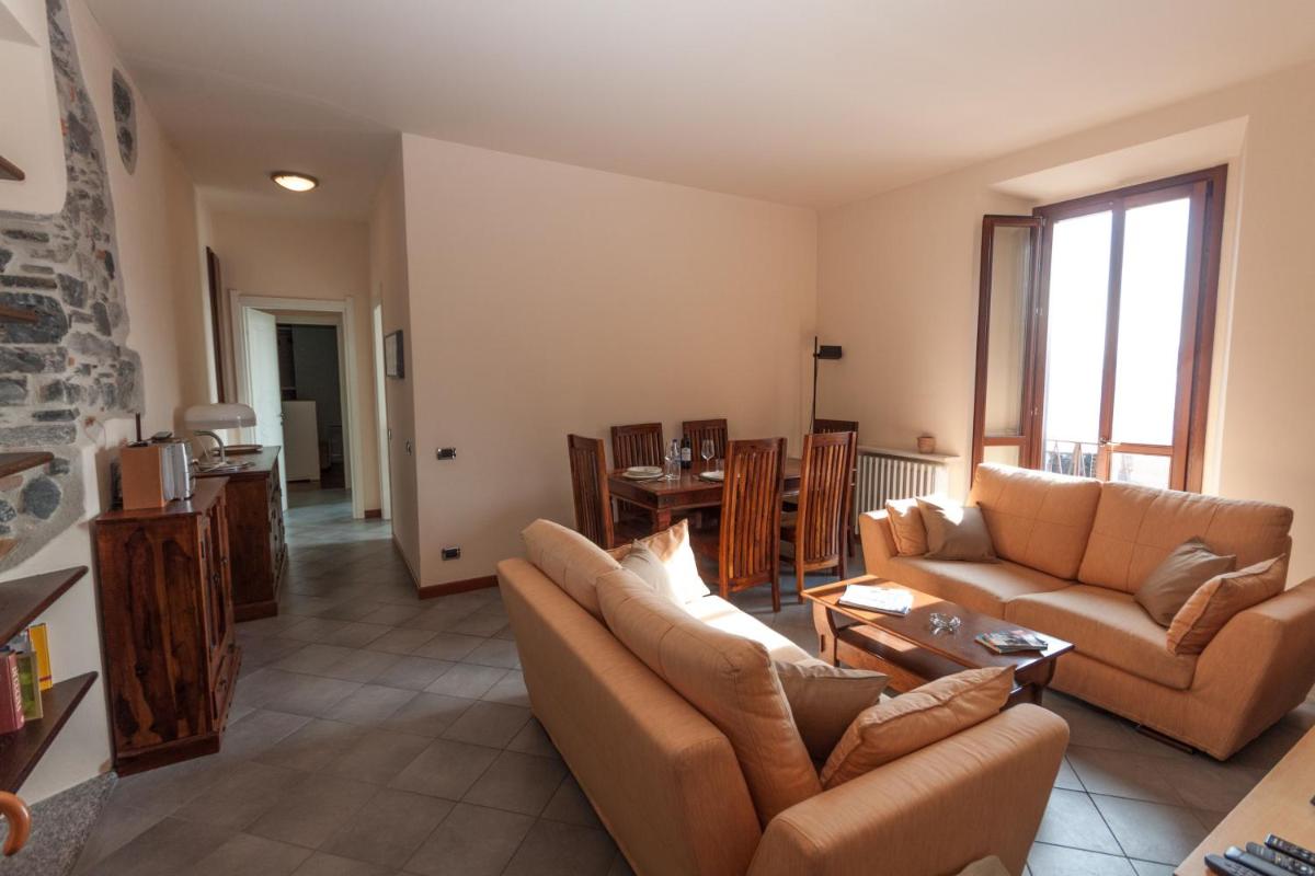 Menaggio Marina - Housity