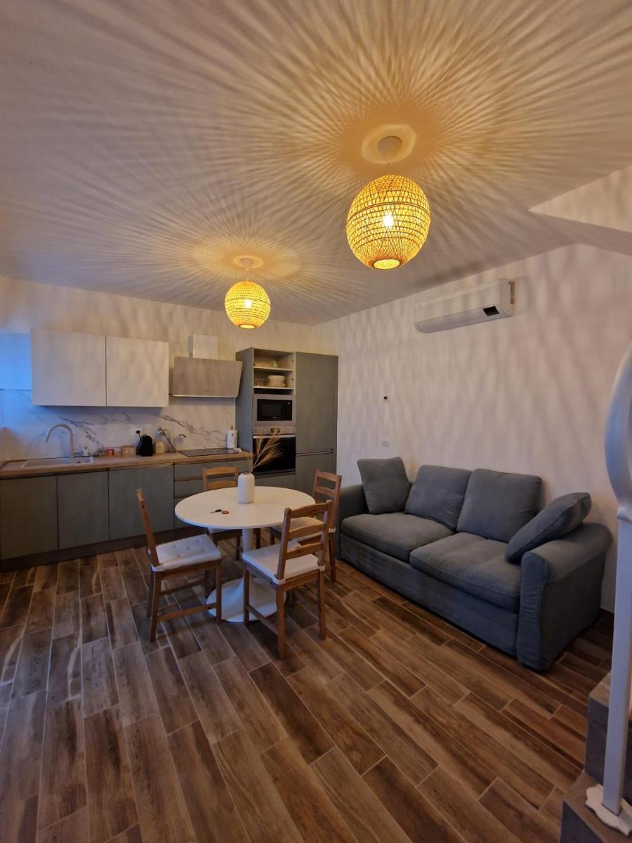 Casina Elena - Viareggio centro - Housity