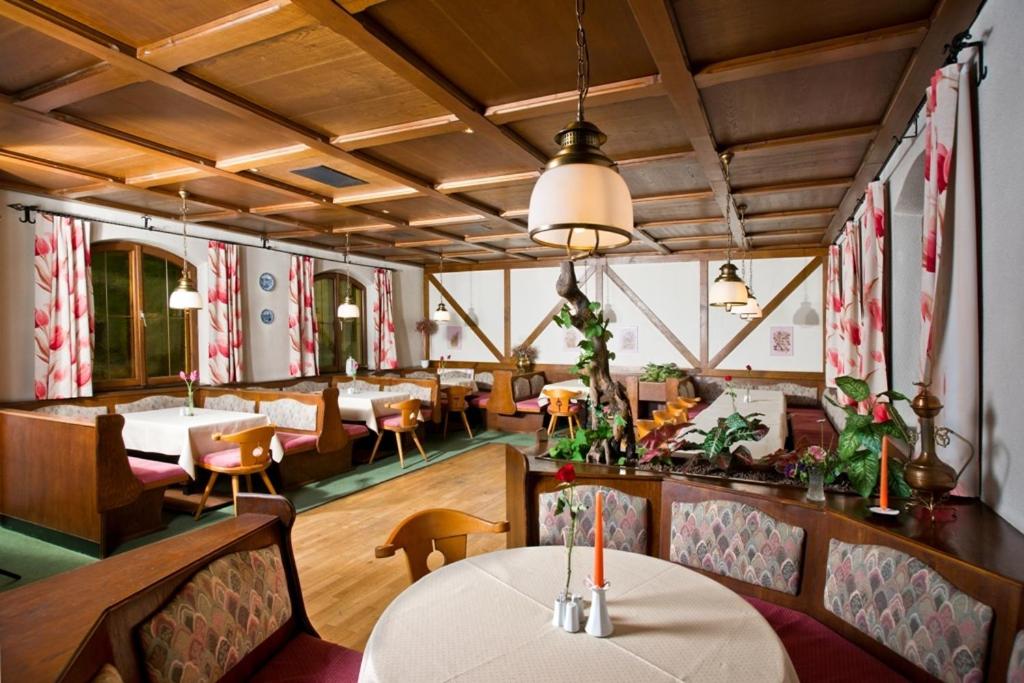 Gasthof Dangl - Housity