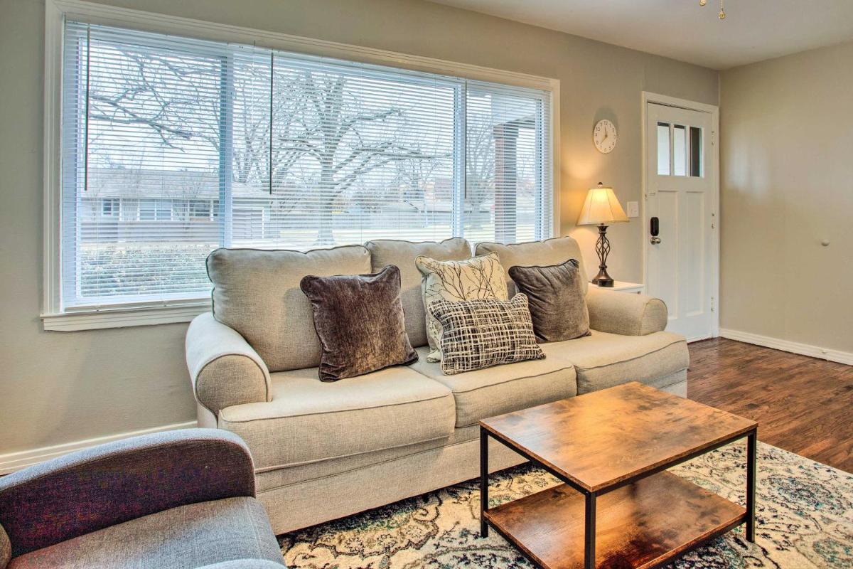 Cozy Bethany Vacation Home - Pets Welcome! - Housity