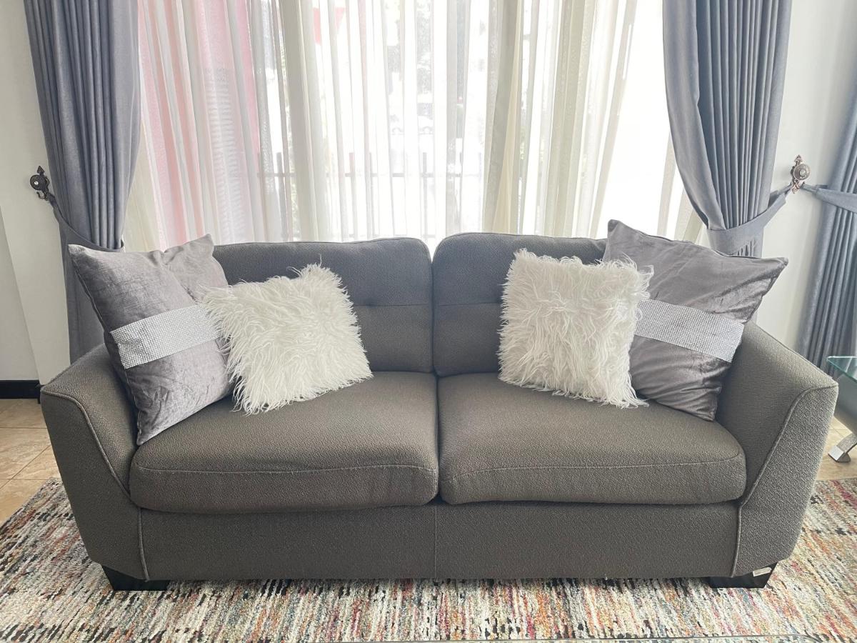 Luxury @ the Garden - Housity