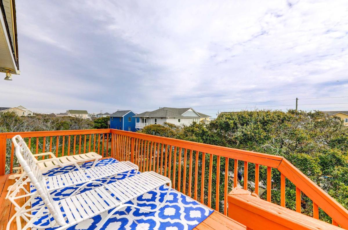 Surf City Vacation Rental Walk to Beach! - Housity