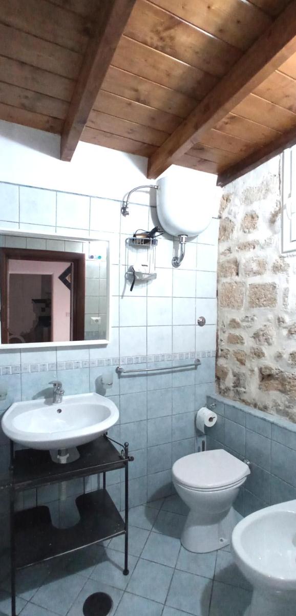 Palazzo Saraceno apartments-Antico Rifugio - Housity