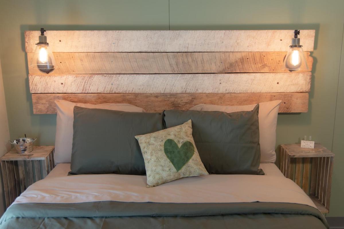 The Green Heart Inn - Housity