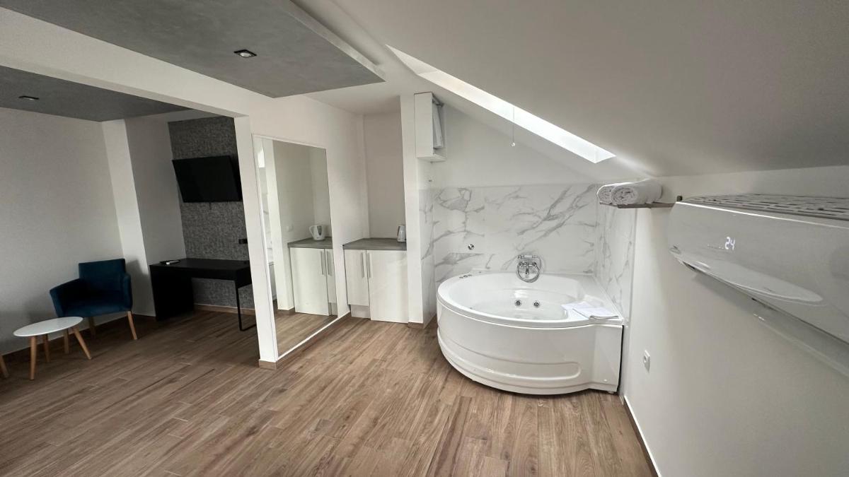 Seti gorgeous apartments with jacuzzi - Housity
