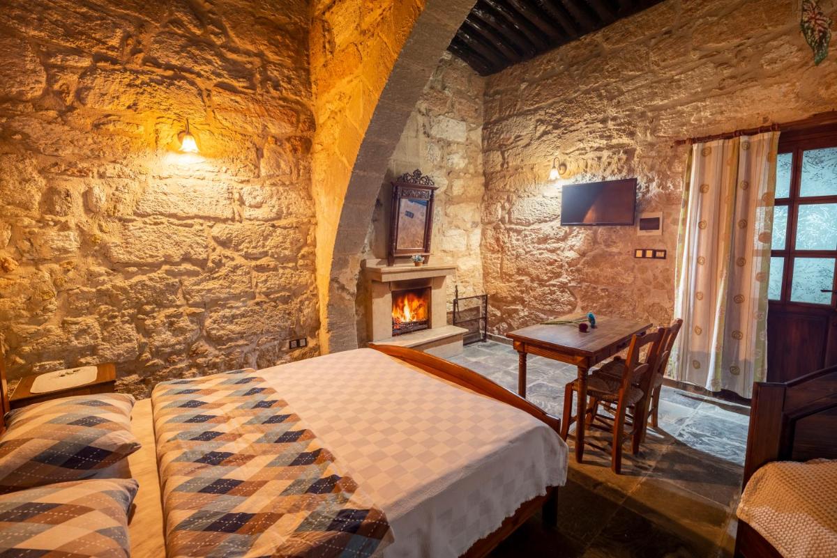 Revaklı Ev Guest House - Housity