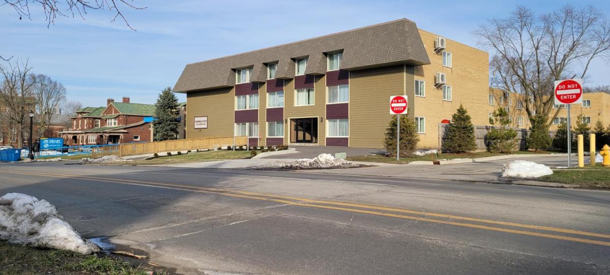 The 07 Oasis - Housity