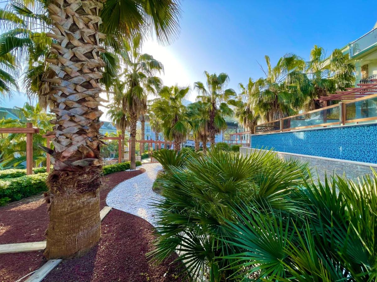 Green Forest Holiday Village - Housity