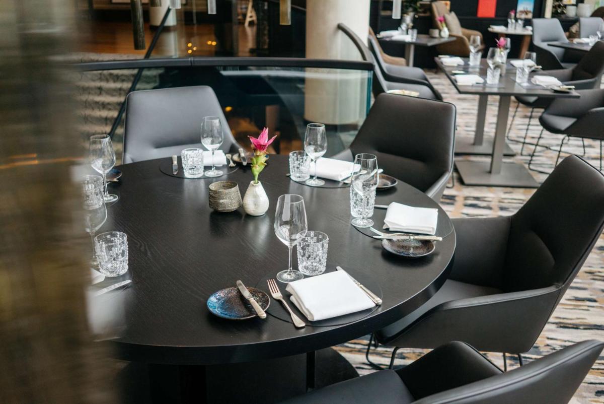 Ein Sitzbereich in der Unterkunft Hyatt Regency Köln Ein Sitzbereich in der Unterkunft Hyatt Regency Köln