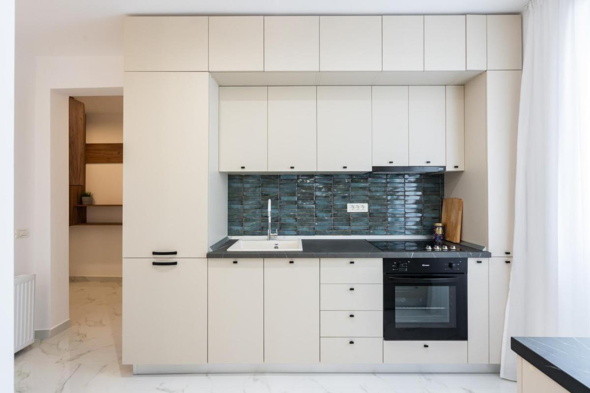 Old Town Bucharest, Luxury 2 Bedrooms Apartment - Housity