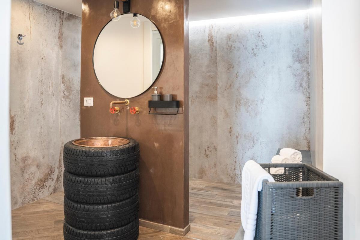 Vespa Apartments - Housity