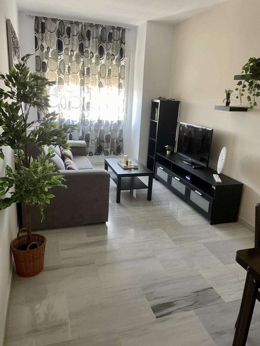 Apartamento Liru Bormujos, a 5 minutos de Sevilla - Housity