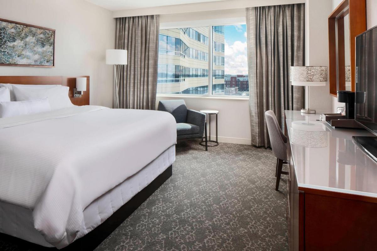 The Westin Edina Galleria - Housity