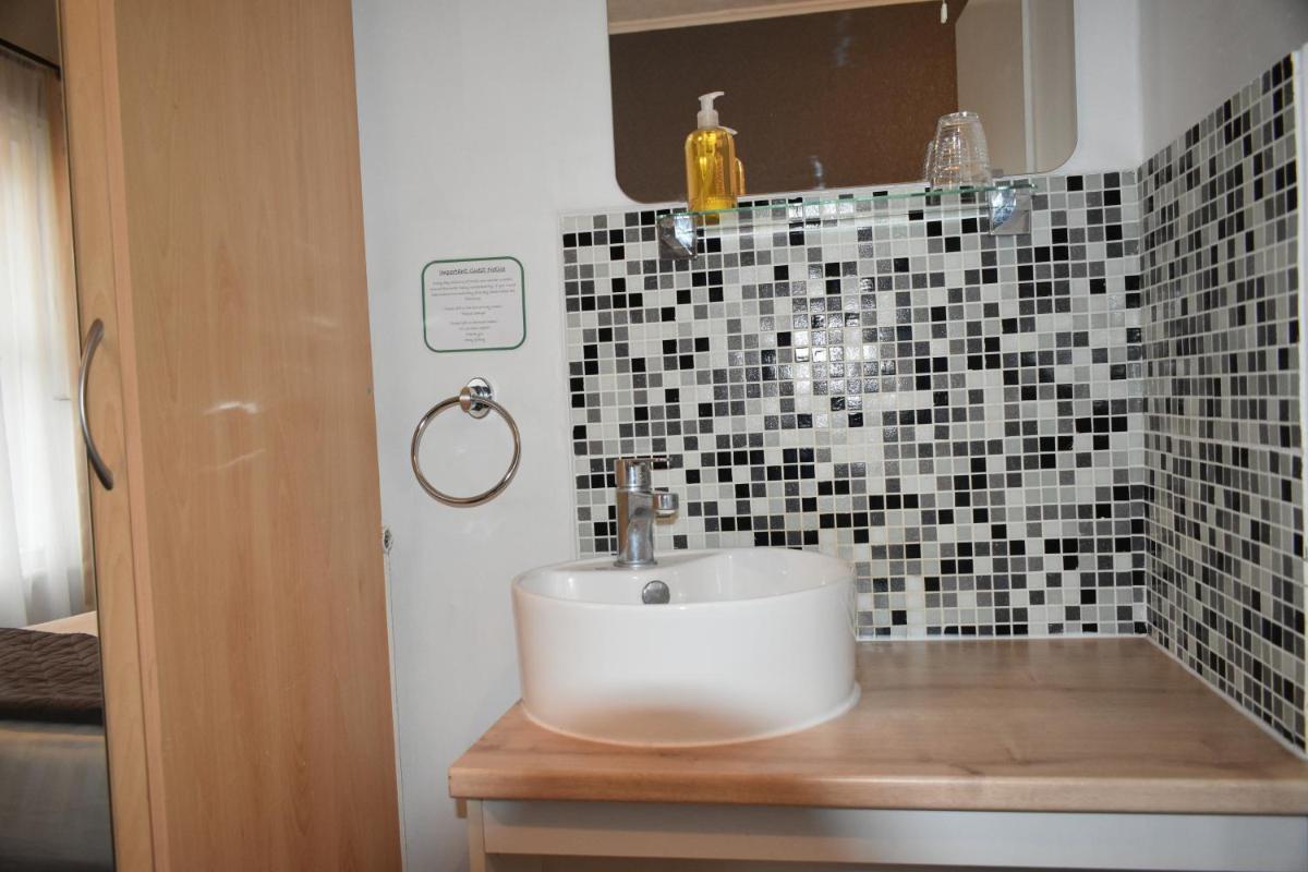 Taunton House - Housity