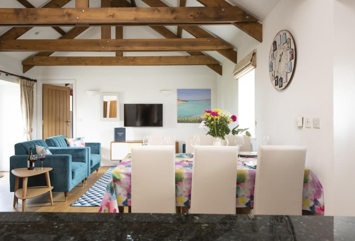 Heather Cottage - Gonwin Manor - Housity