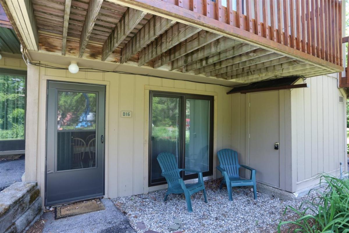 Waterville Valley Pet Friendly Vacation Condo close to Community Center! - Housity