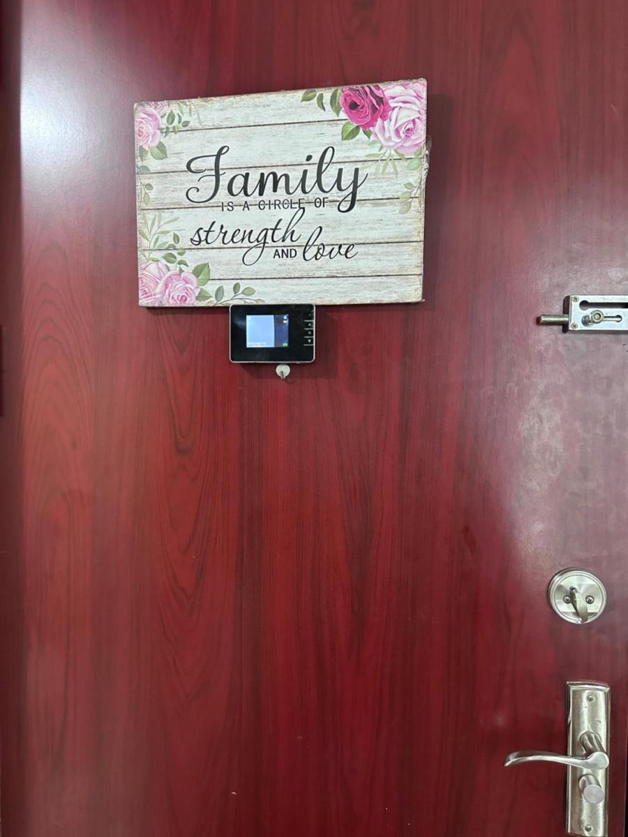 LJ's Place Staycation - Housity