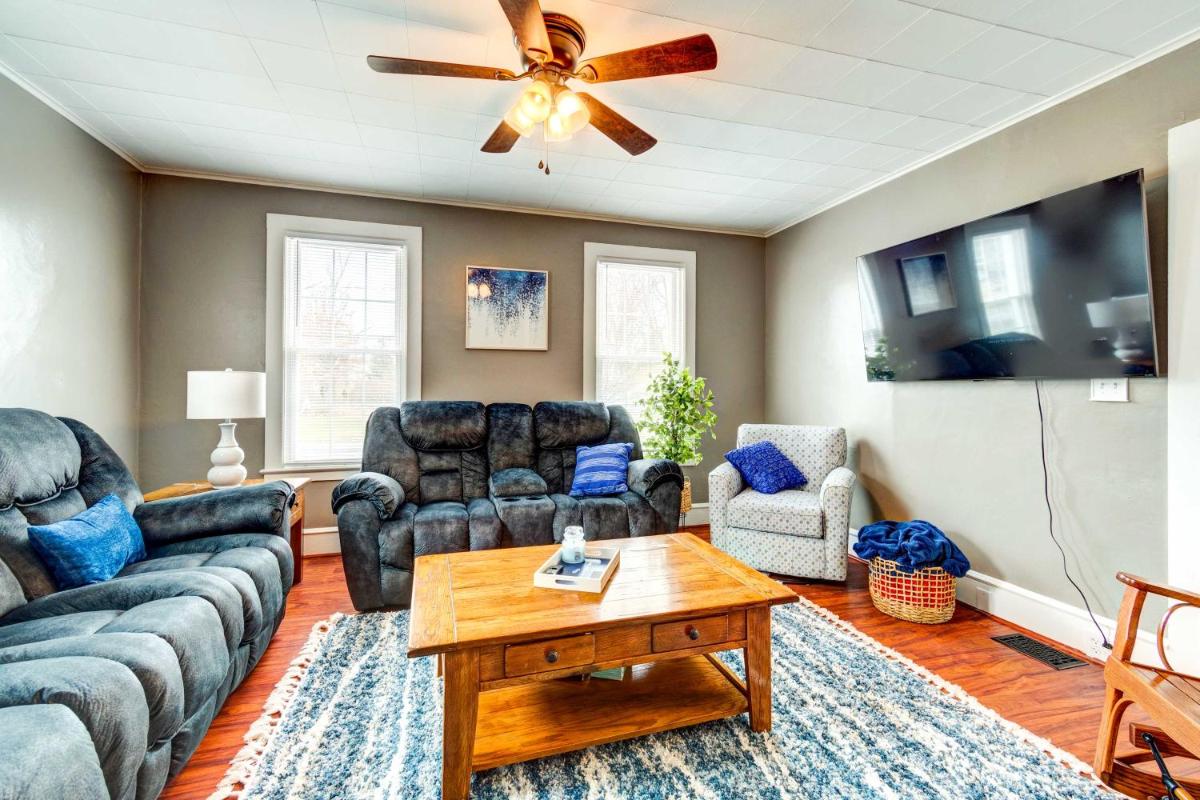 Sodus Point Home - Walkable to Beach! - Housity