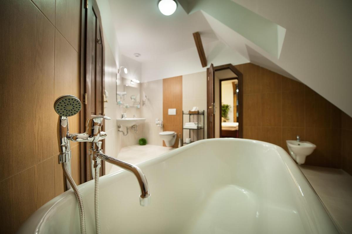 Brioni Suites - Housity
