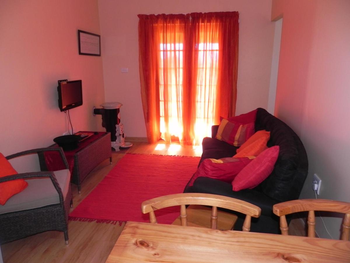 J&B Lodge - Housity