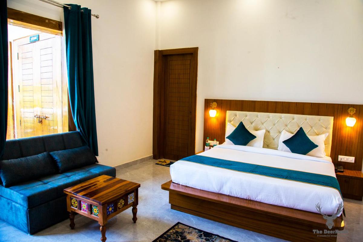 The DeerNestt - Housity