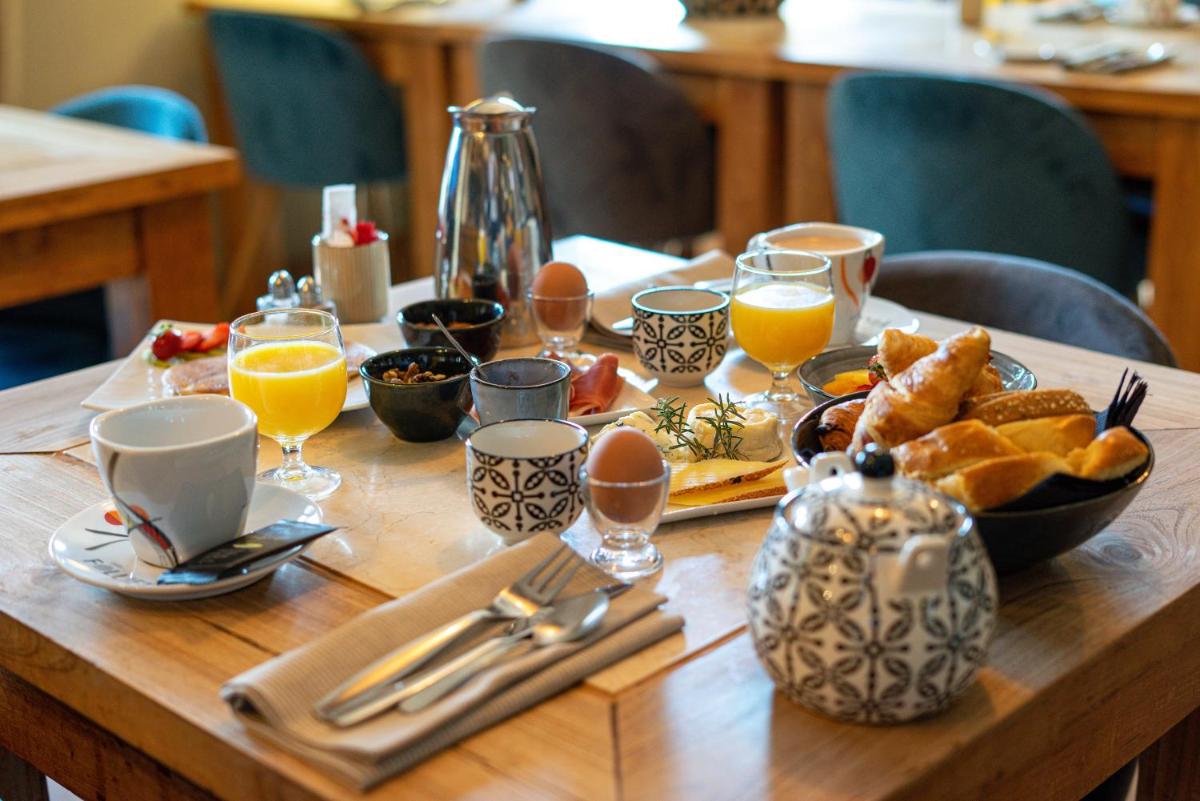 Nourriture dans l'hôtel ou à proximité